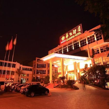 Emeishan Huasheng Hotel Kültér fotó